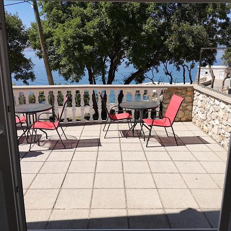 Villa Kanata Повиле Экстерьер фото