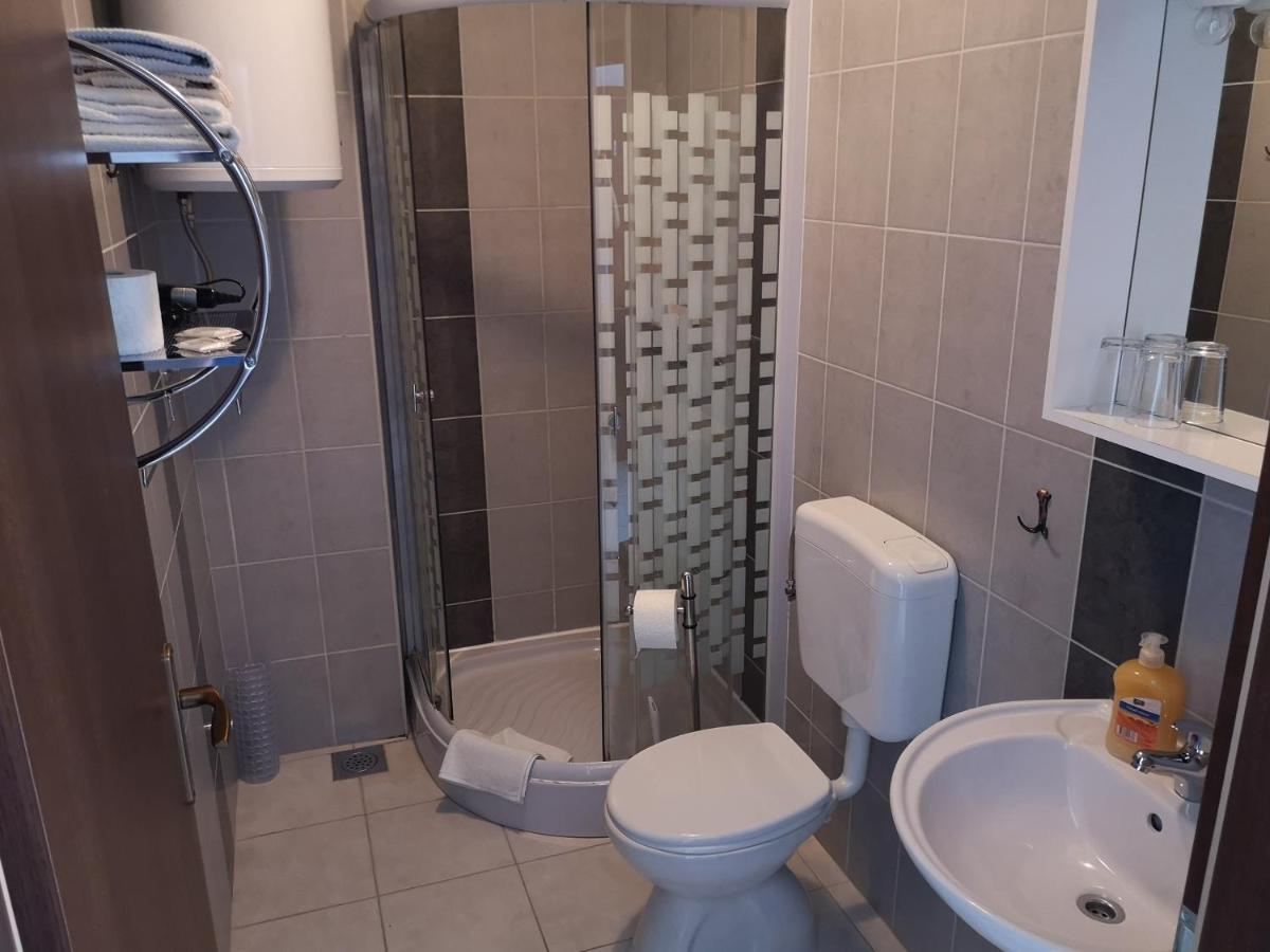 Villa Kanata Повиле Экстерьер фото