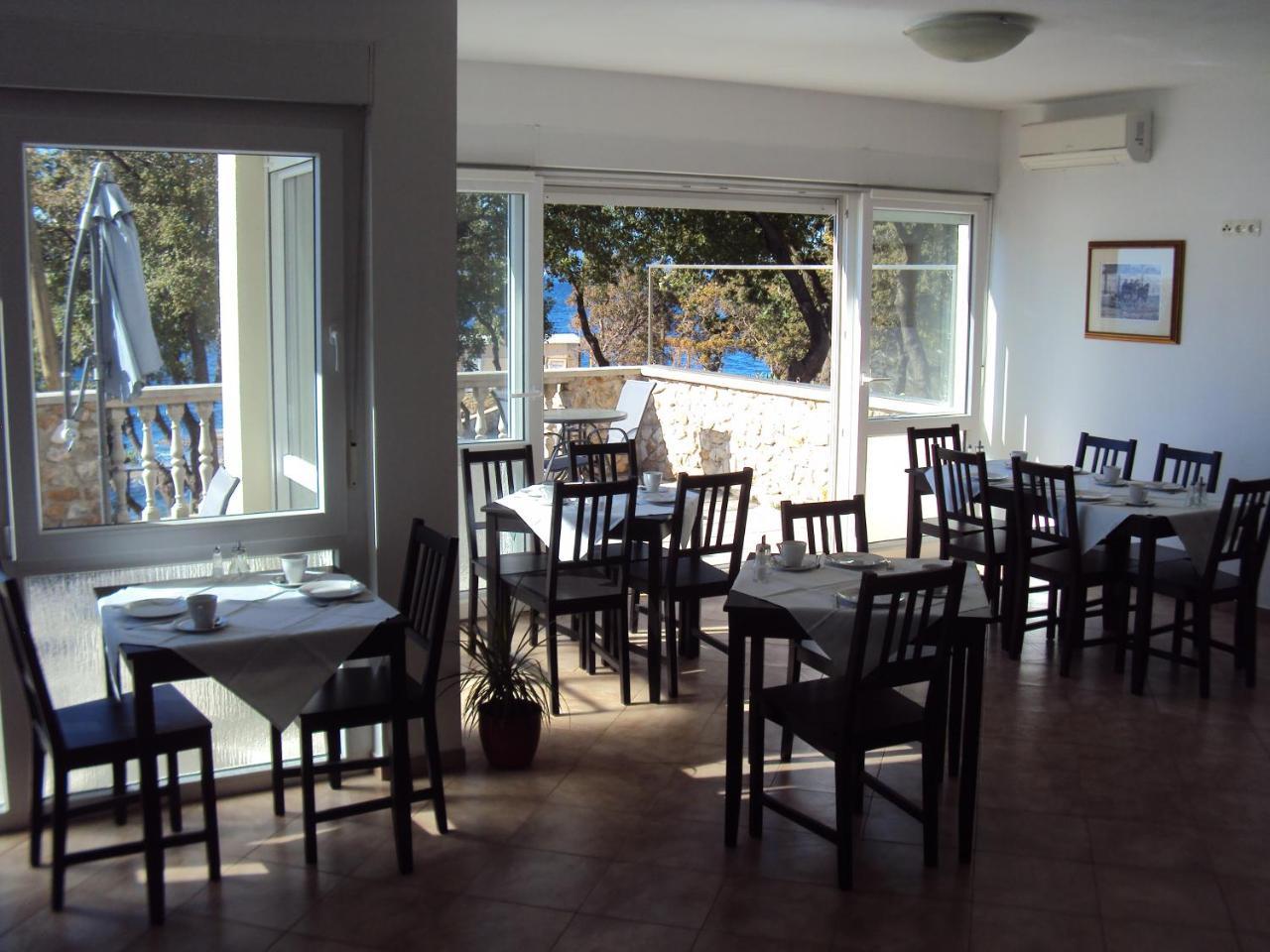Villa Kanata Повиле Экстерьер фото